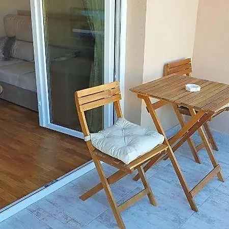 Luxury Flat Wtterrace Adela Bucharest